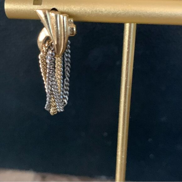 Avon Vintage 1970's Chain Tassel Earrings Post Back Tri-Color Gold-Tone Edgy - Picture 14 of 16